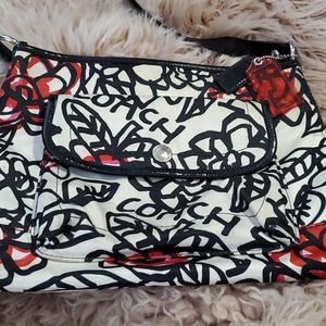 COACH F16864 Poppy Daisy Graffiti Crossbody